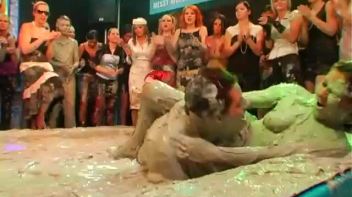 Anita Queen vs. Katy Screencap 62 on www.sinx.com