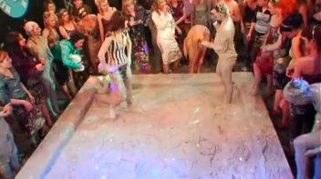 Anita Queen vs. Katy Screencap 68 on www.sinx.com