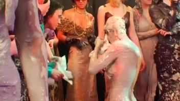 Anita Queen vs. Katy Screencap 69 on www.sinx.com