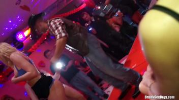 Valentine's Day Vaginas Part 4 - Main Edit Screencap 56 on www.sinx.com