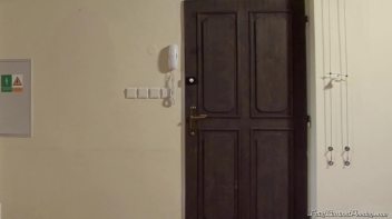 Blind Date Pissers Screencap 2 on www.sinx.com