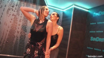 Steam it Up With The Wetlook Wonders! Screencap 12 on www.sinx.com