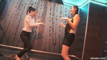 Steam it Up With The Wetlook Wonders! Screencap 26 on www.sinx.com