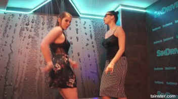 Steam it Up With The Wetlook Wonders! Screencap 5 on www.sinx.com