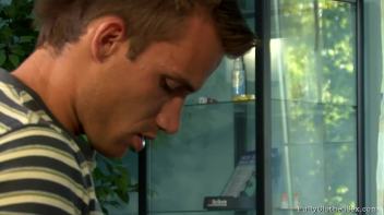 Don't Think. Enjoy! Screencap 34 on www.sinx.com