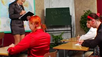 Schoolgirl Screencap 2 on www.sinx.com