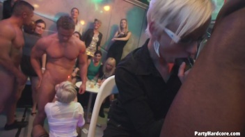 Party Hardcore Gone Crazy Vol. 31 Part 4 - Cam 3 Screencap 36 on www.sinx.com