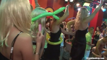 Bikini Beach Balls Part 2 - Cam 1 Screencap 116 on www.sinx.com
