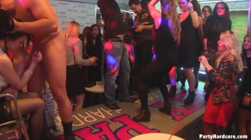 Party Hardcore Gone Crazy Vol. 10 Part 4 - Cam 3 Screencap 81 on www.sinx.com