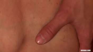 Photo Session Turns Feisty Screencap 29 on www.sinx.com