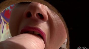 Enza Back In Cum Splashing Action! Screencap 12 on www.sinx.com