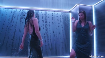 We Wanna Work It Wet! Screencap 37 on www.sinx.com