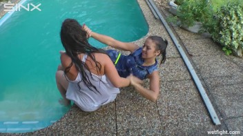 Three wild girls in pool cat fight Screencap 71 on www.sinx.com