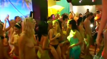 Bay Crotch Part 5 - Cam 1 Screencap 92 on www.sinx.com