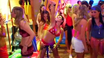 Bay Crotch Part 5 - Cam 1 Screencap 3 on www.sinx.com