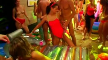 Bay Crotch Part 5 - Cam 1 Screencap 75 on www.sinx.com