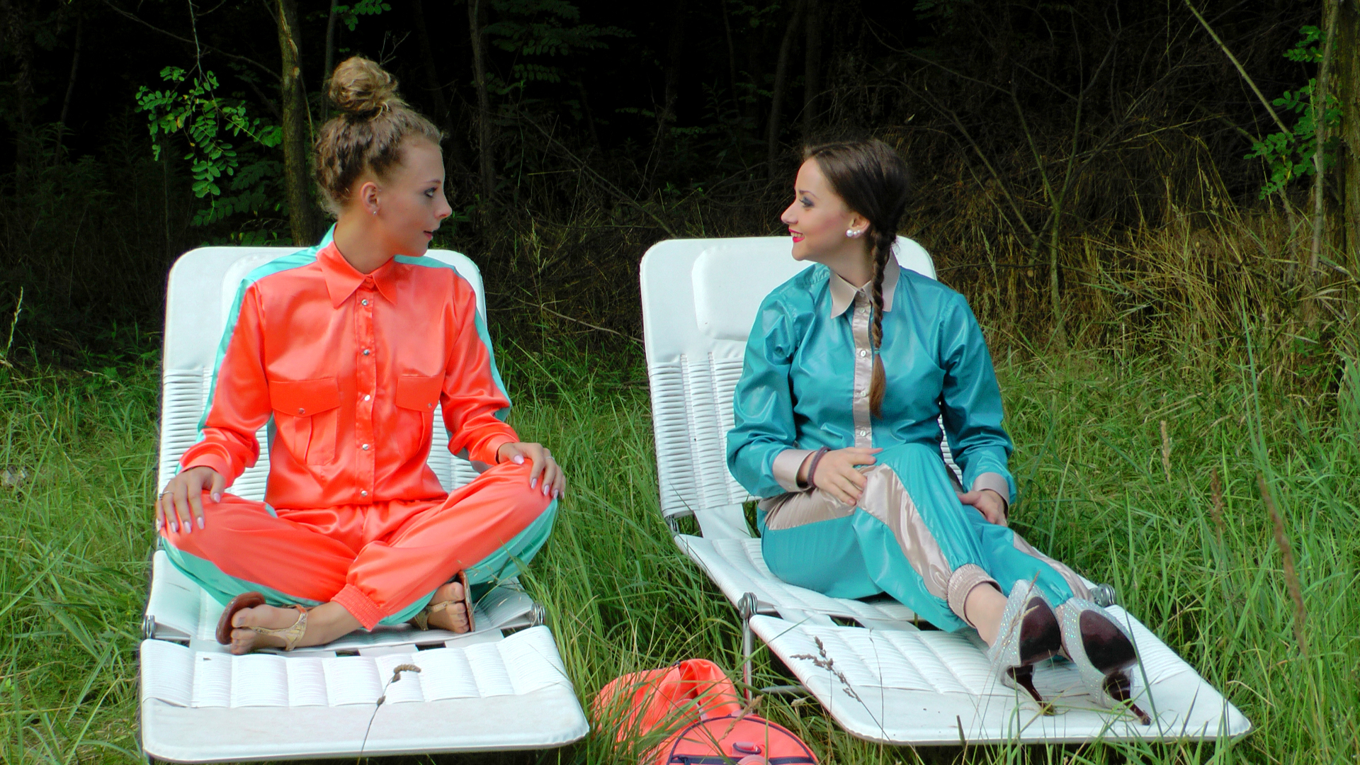 Cuties Make A Mess Of Themselves - Cam 2 on www.sinx.com