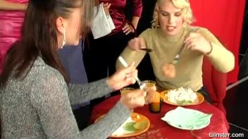 Food Fight At A Restaurant Screencap 10 on www.sinx.com