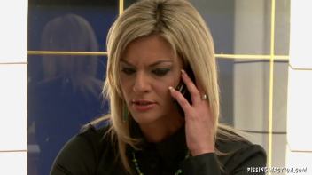 No Piss, No Gain Screencap 5 on www.sinx.com