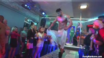 Party Hardcore Gone Crazy Vol. 29 Part 2 - Cam 1 Screencap 9 on www.sinx.com