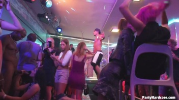 Party Hardcore Gone Crazy Vol. 29 Part 2 - Cam 1 Screencap 110 on www.sinx.com