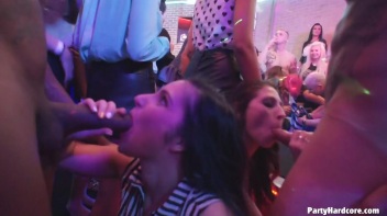 Party Hardcore Gone Crazy Vol. 29 Part 2 - Cam 1 Screencap 52 on www.sinx.com
