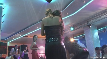 Winter WonderBang Part 4 - Cam 4 Screencap 94 on www.sinx.com
