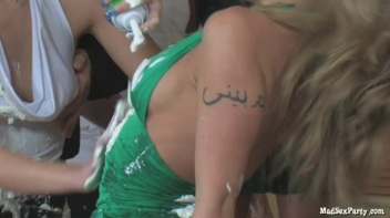 Tasty Cakes - Part 1 Screencap 42 on www.sinx.com