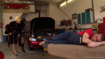 The Pissy Mechanic Screencap 12 on www.sinx.com