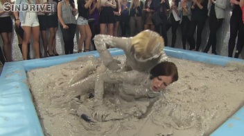 Muddy Wrestling: Pornstar Power - Nathaly Cherie vs. Vanessa Screencap 24 on www.sinx.com