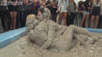 Muddy Wrestling: Pornstar Power - Nathaly Cherie vs. Vanessa Screencap 63 on www.sinx.com