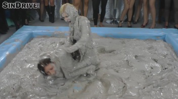 Muddy Wrestling: Pornstar Power - Nathaly Cherie vs. Vanessa Screencap 66 on www.sinx.com