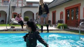 Wetlook Surprises Are So Punk Rock Screencap 49 on www.sinx.com