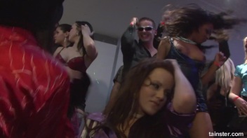 Club Cunts Part 1 - Cam 3 Screencap 43 on www.sinx.com