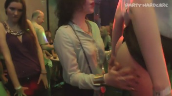Party Hardcore Gone Crazy Vol. 27 Part 6 - Cam 1 Screencap 75 on www.sinx.com