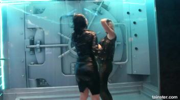 Amateur girls getting wild and wet Screencap 14 on www.sinx.com