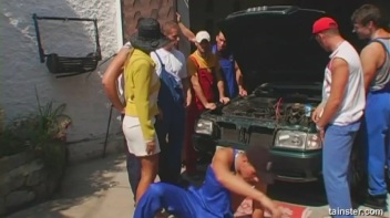 Francesca Fellucci Fucks All Of Her Mechanics Screencap 3 on www.sinx.com