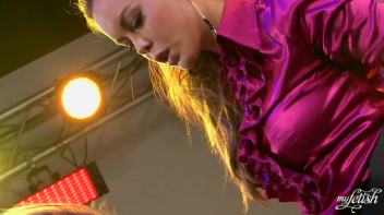 Glam Babes Eat Pussy Screencap 42 on www.sinx.com