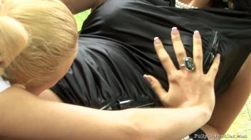 Big Plans In The Park Screencap 42 on www.sinx.com