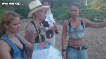 Cowgirls Search For Wetlook Gold Screencap 9 on www.sinx.com