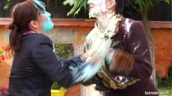 Attack Of The Creamy Icing Screencap 11 on www.sinx.com