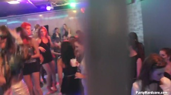 Party Hardcore Gone Crazy Vol. 31 Part 4 - Cam 2 Screencap 71 on www.sinx.com