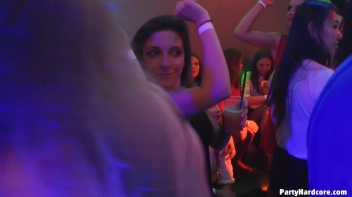 Party Hardcore Gone Crazy Vol. 37 Part 4 - Cam 4 Screencap 30 on www.sinx.com