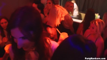 Party Hardcore Gone Crazy Vol. 37 Part 4 - Cam 4 Screencap 32 on www.sinx.com