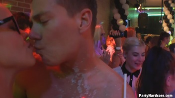 Party Hardcore Gone Crazy Vol. 37 Part 4 - Cam 4 Screencap 33 on www.sinx.com