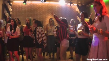 Party Hardcore Gone Crazy Vol. 37 Part 4 - Cam 4 Screencap 41 on www.sinx.com
