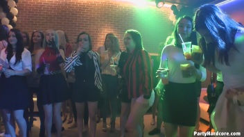 Party Hardcore Gone Crazy Vol. 37 Part 4 - Cam 4 Screencap 42 on www.sinx.com