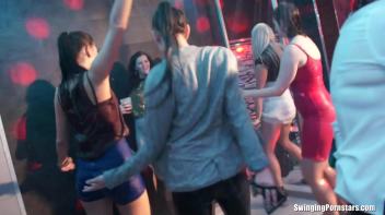 Making Fuck Buddies In The Club Part 4 - Shower Cam Screencap 112 on www.sinx.com