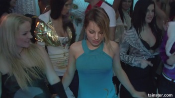 Winter WonderBang Part 1 - Main Edit Screencap 17 on www.sinx.com