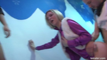 Winter WonderBang Part 1 - Main Edit Screencap 61 on www.sinx.com